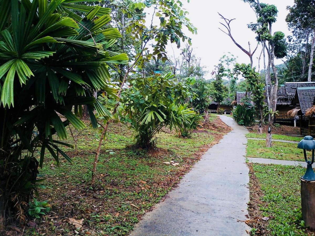 Baan Jing Jai Homestay Resort Lanta Ko Lanta エクステリア 写真